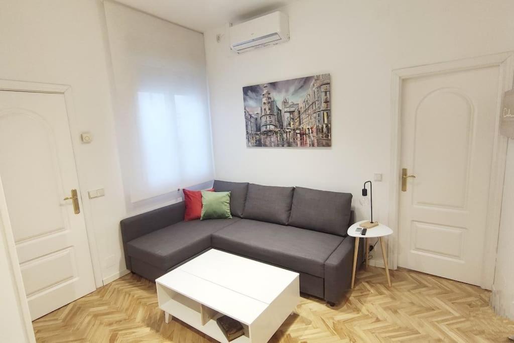 Lovely Apartment In Madrid Center Exterior photo